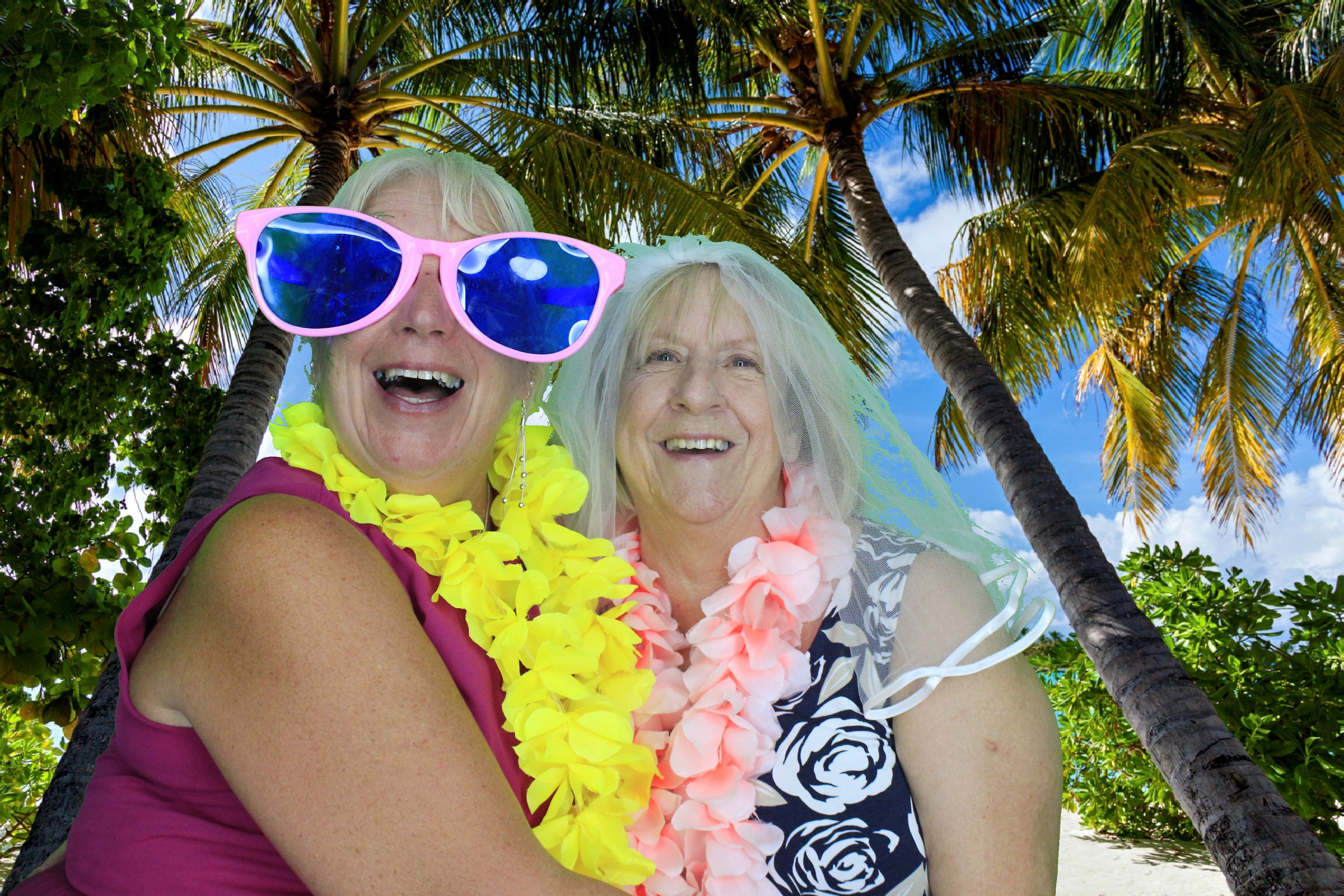 Clive and Gemma's Wedding | View more photos from the event at gallery.myphotoboothexperience.co.uk/u/MyPhotoBoothExperienceLtd/Clive-and-Gemmas-Wedding